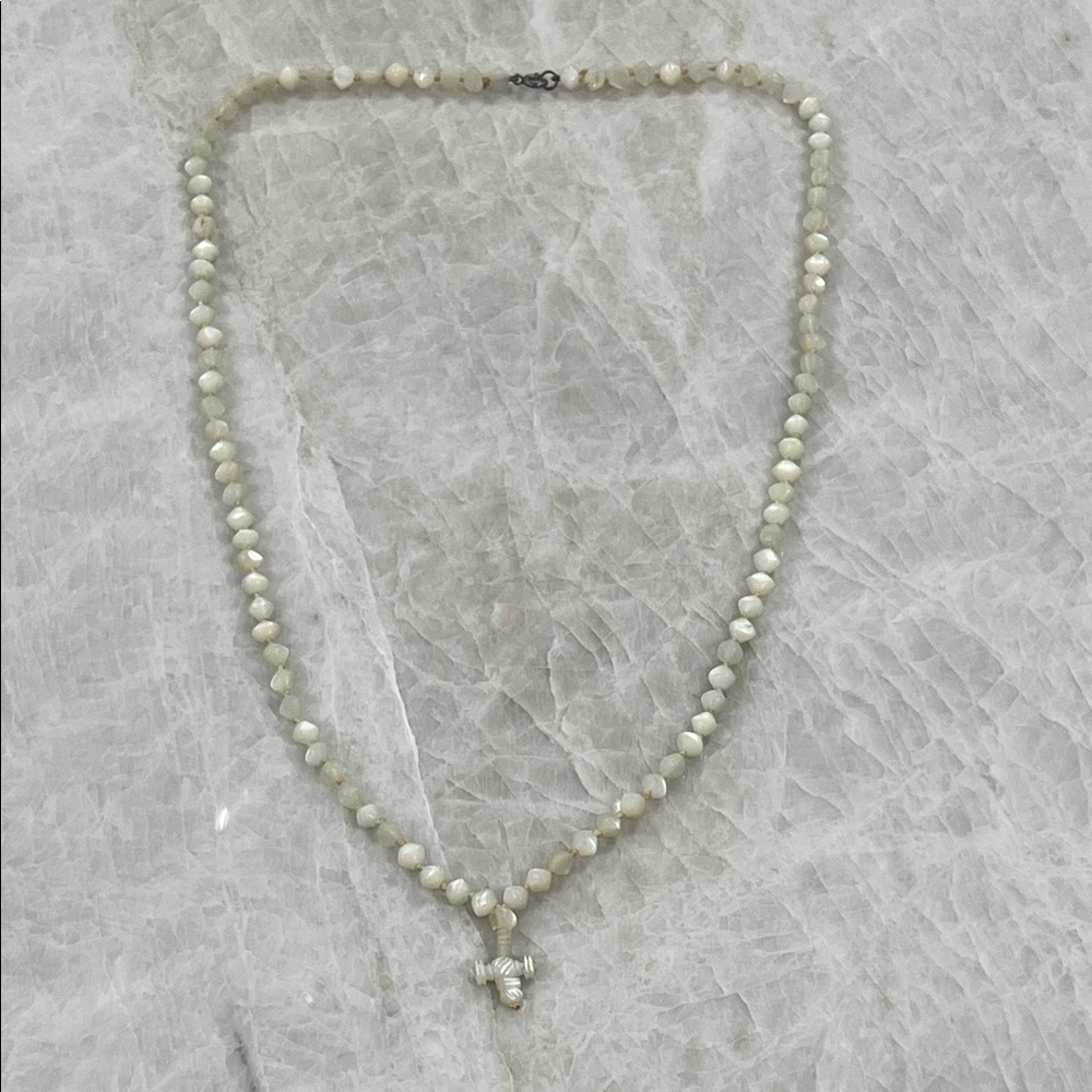 Elegant Cream Beaded Necklace